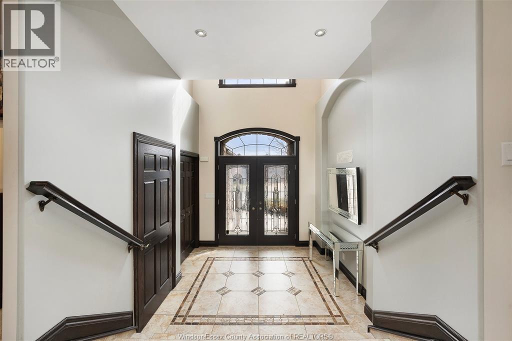 199 Ellison, Leamington, Ontario  N8H 0A2 - Photo 4 - 26008497