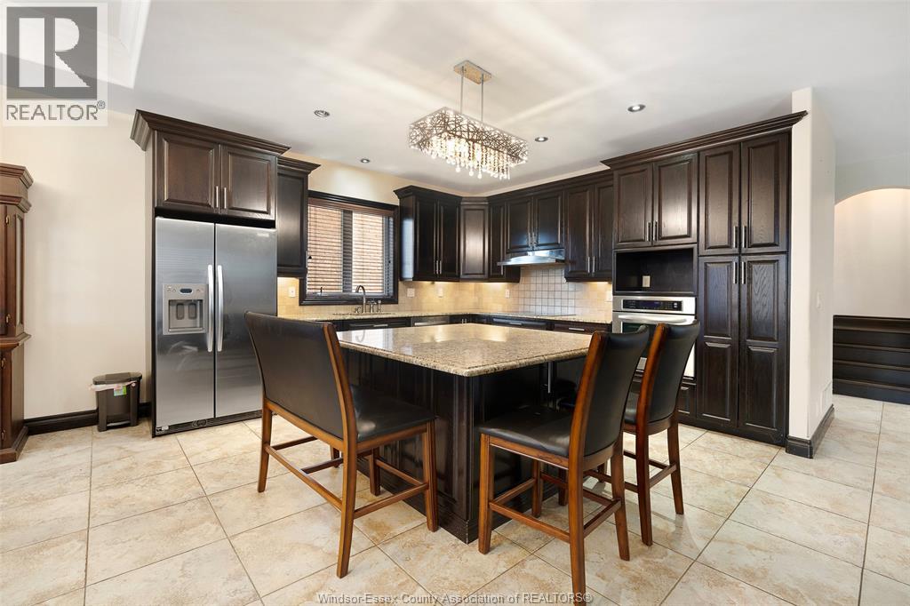 199 Ellison, Leamington, Ontario  N8H 0A2 - Photo 9 - 26008497