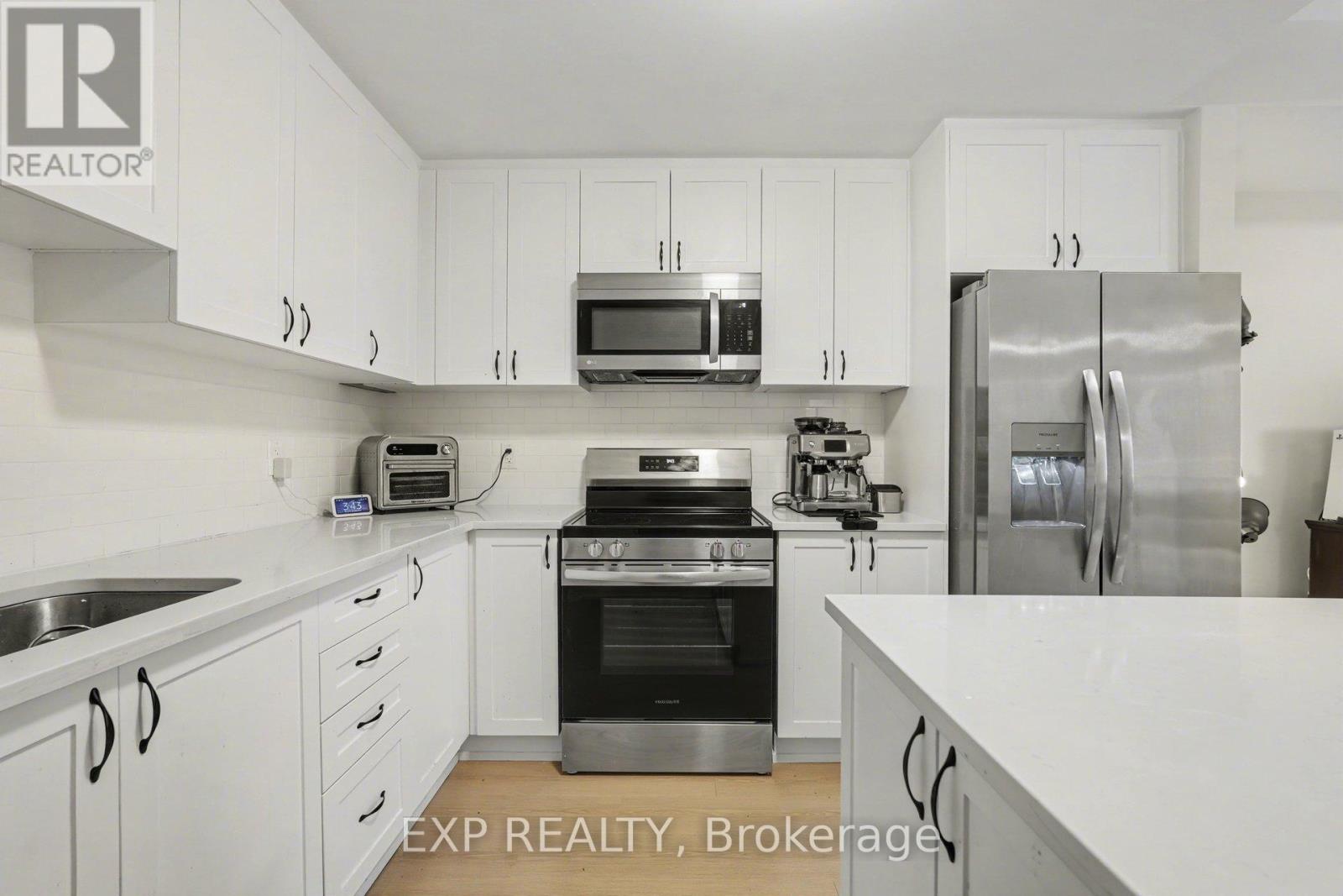 249 David Lewis Private, Ottawa, Ontario  K4A 1C4 - Photo 9 - X12955936