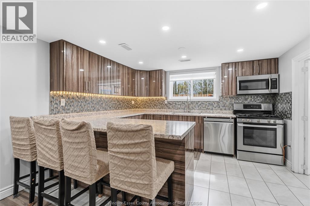 2989 Regis Avenue Unit# Lower, Windsor, Ontario  N8R 1V7 - Photo 7 - 26009492