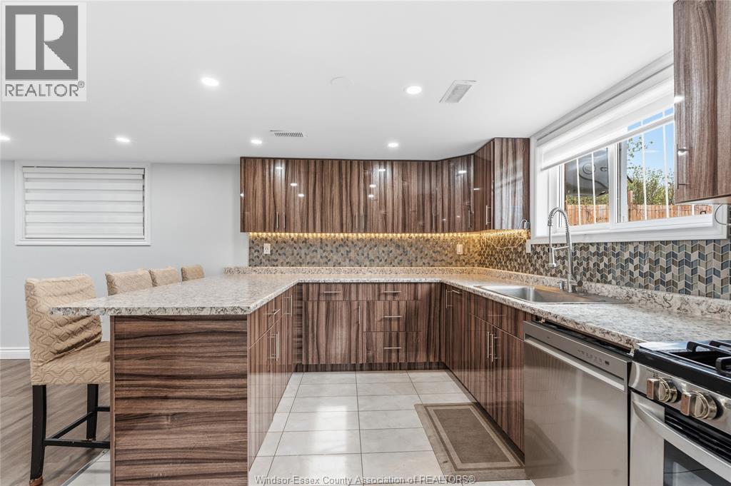 2989 Regis Avenue Unit# Lower, Windsor, Ontario  N8R 1V7 - Photo 8 - 26009492