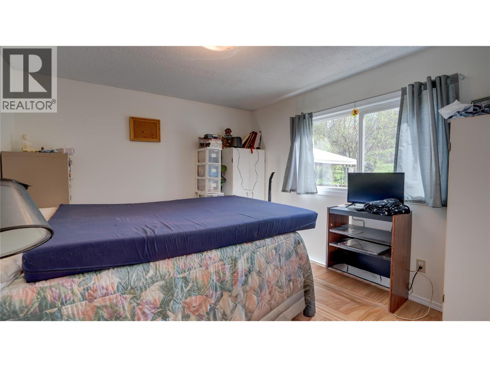 5677 Brentwood Road, Vernon, British Columbia  V1B 3K1 - Photo 16 - 10384654