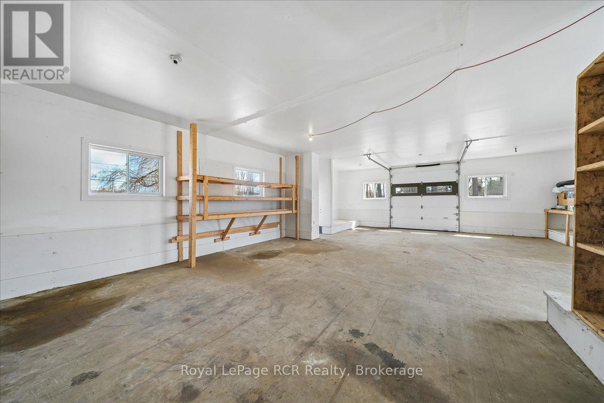 717906 6 Highway, Georgian Bluffs, Ontario  N4K 5N7 - Photo 24 - X13059244