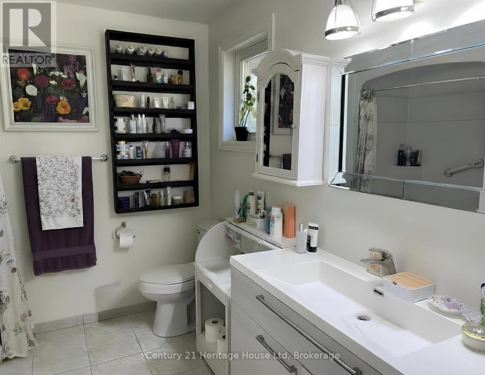 Upper - 123 Mill Street E, Centre Wellington, Ontario  N0B 1S0 - Photo 11 - X13059268