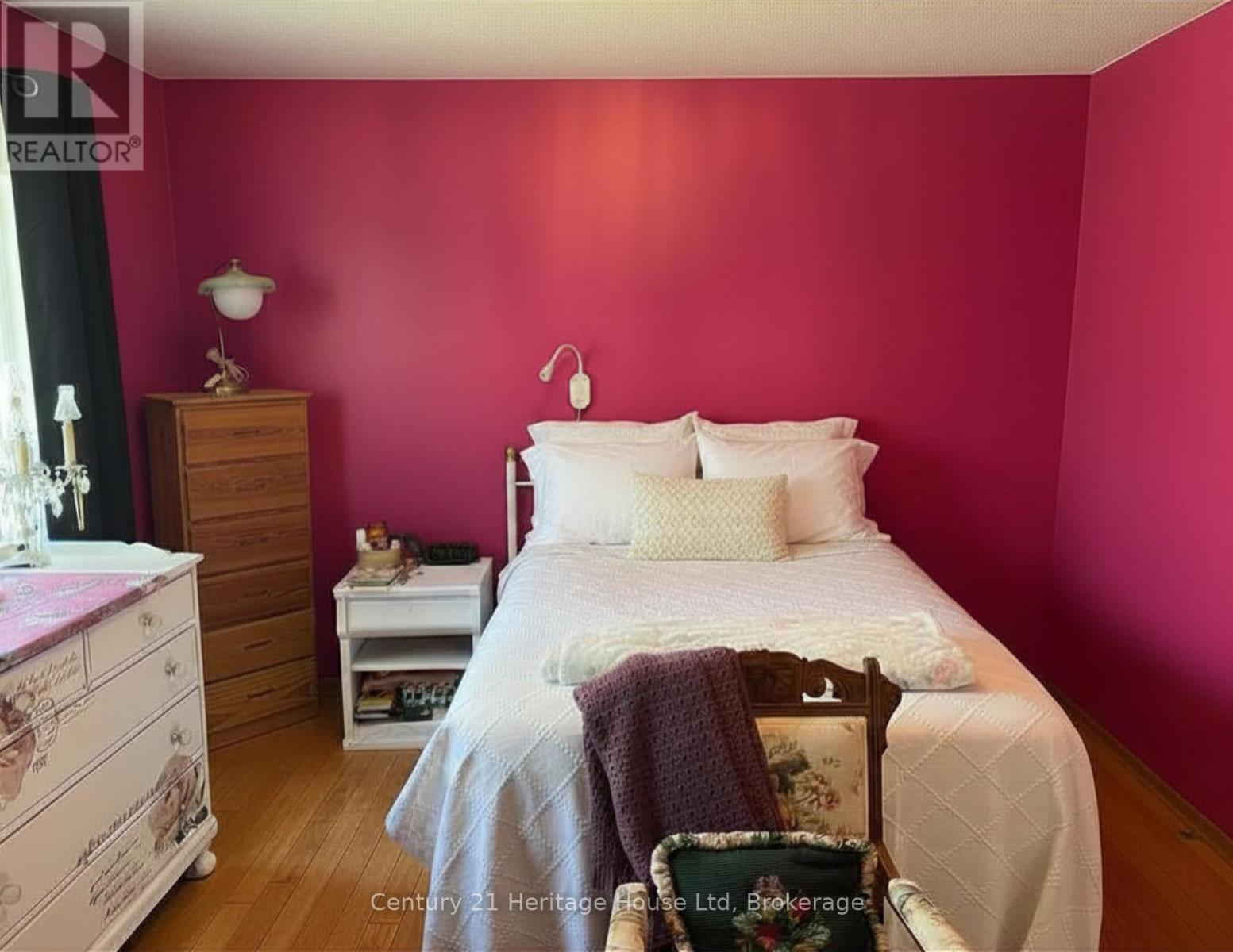 Upper - 123 Mill Street E, Centre Wellington, Ontario  N0B 1S0 - Photo 7 - X13059268