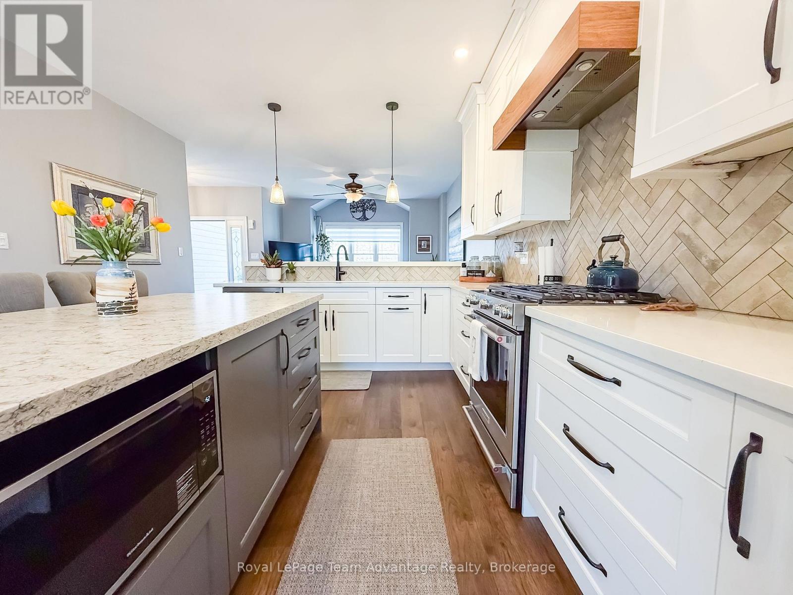 8 Avery Court, Parry Sound, Ontario  P2A 3C4 - Photo 10 - X13059446