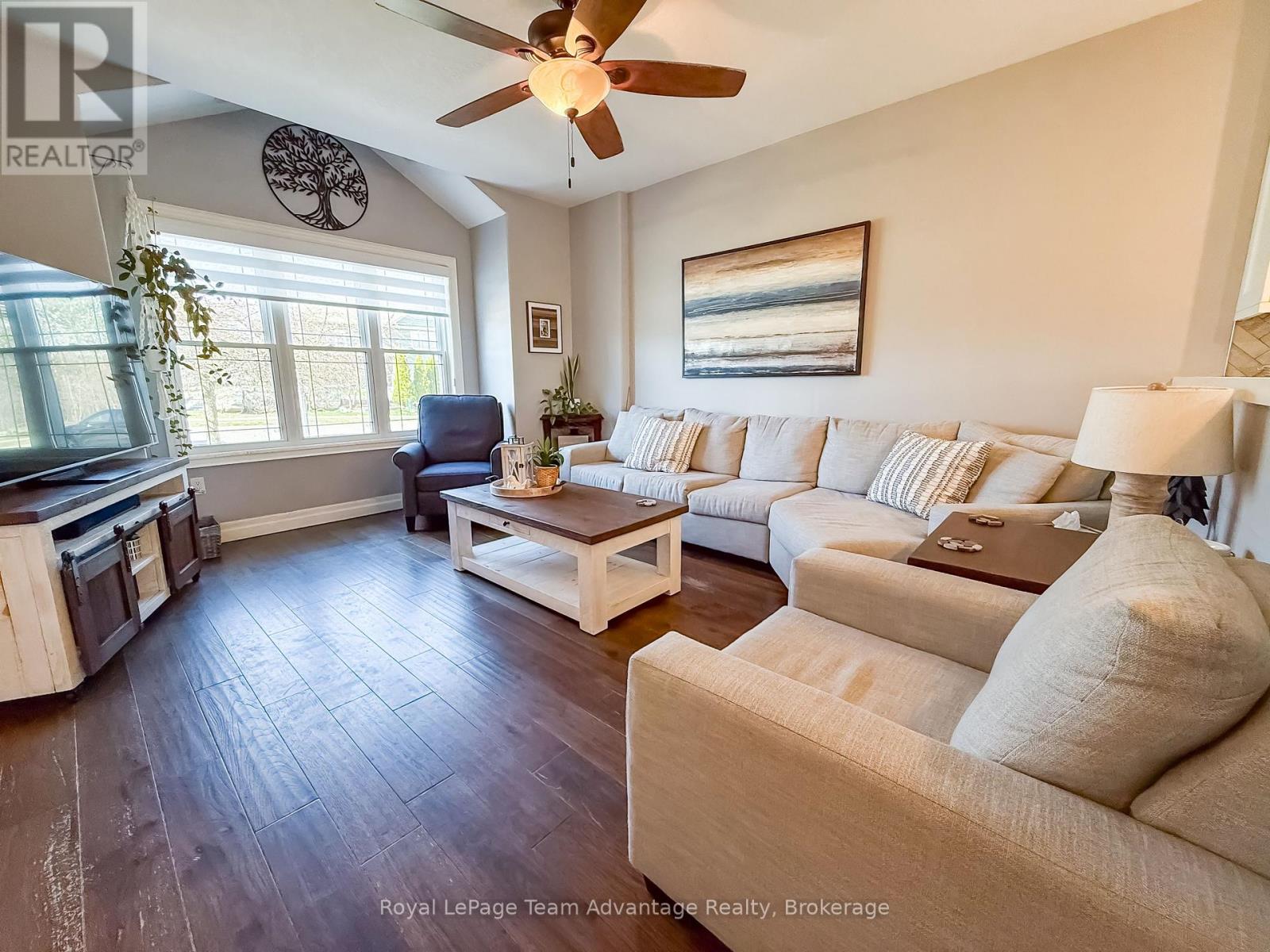 8 Avery Court, Parry Sound, Ontario  P2A 3C4 - Photo 5 - X13059446