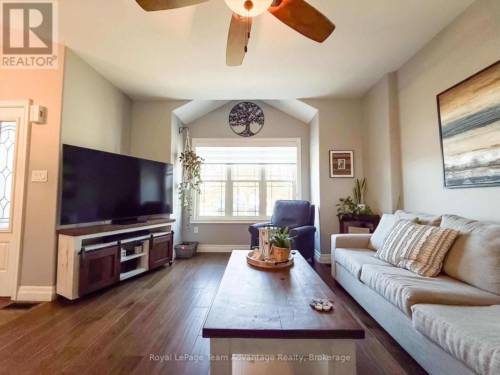 8 Avery Court, Parry Sound, Ontario  P2A 3C4 - Photo 6 - X13059446