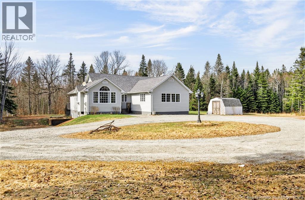 25 Bungay Road, Lutes Mountain, New Brunswick  E1G 4W5 - Photo 2 - NB138081