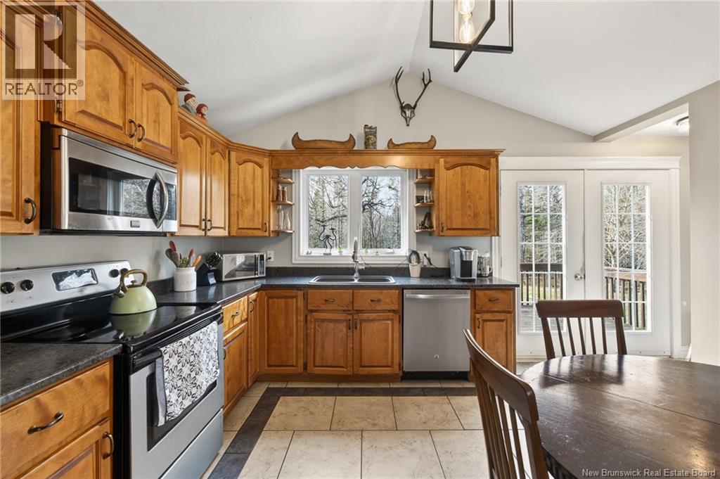 25 Bungay Road, Lutes Mountain, New Brunswick  E1G 4W5 - Photo 19 - NB138081