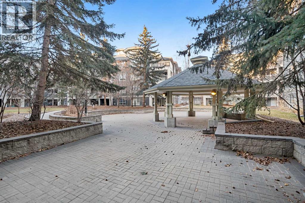 456, 35 Richard Court SW, Calgary, Alberta  T3E 7N9 - Photo 36 - A2278785