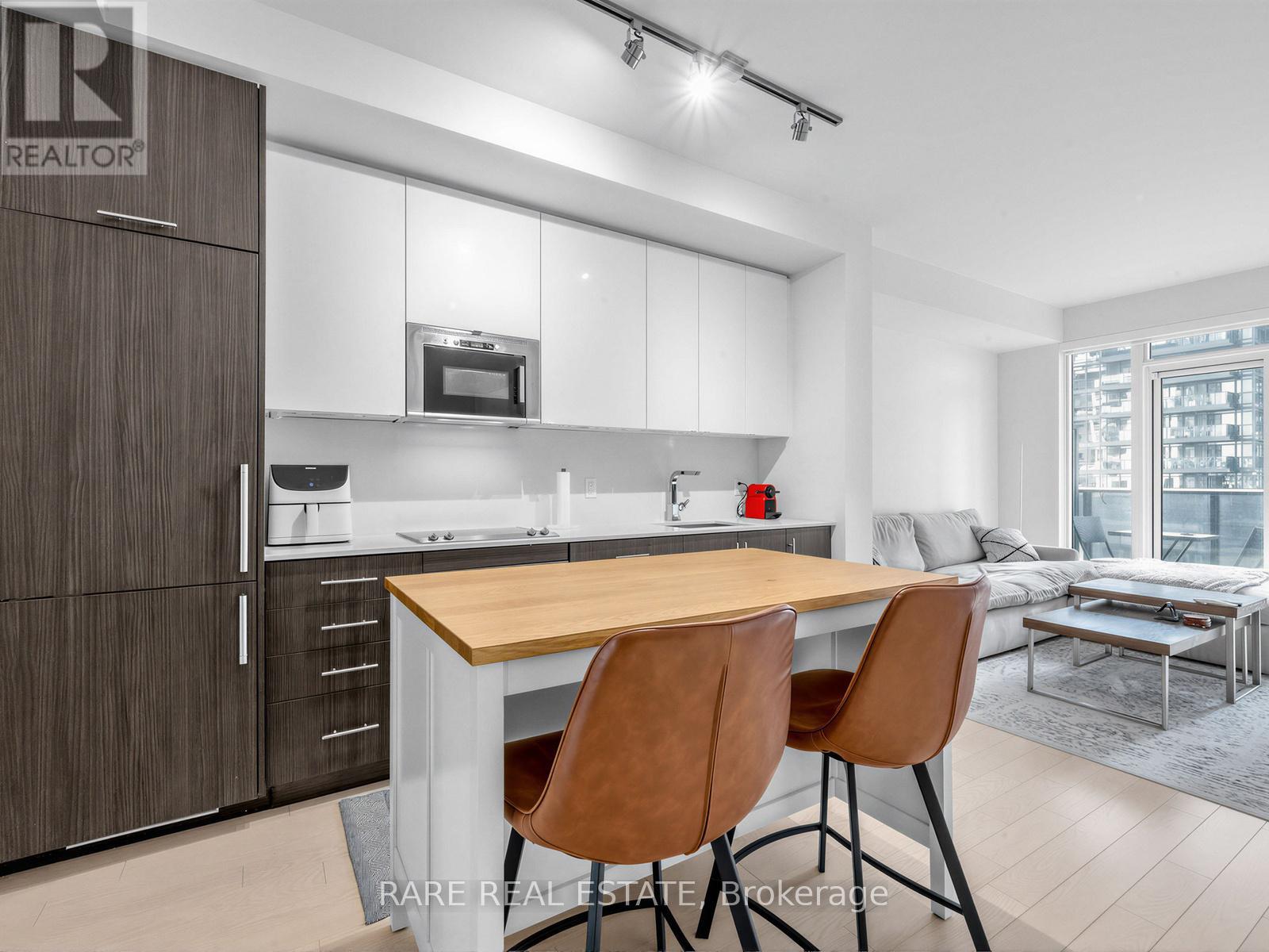 2517 - 330 RICHMOND STREET W, Toronto, Ontario