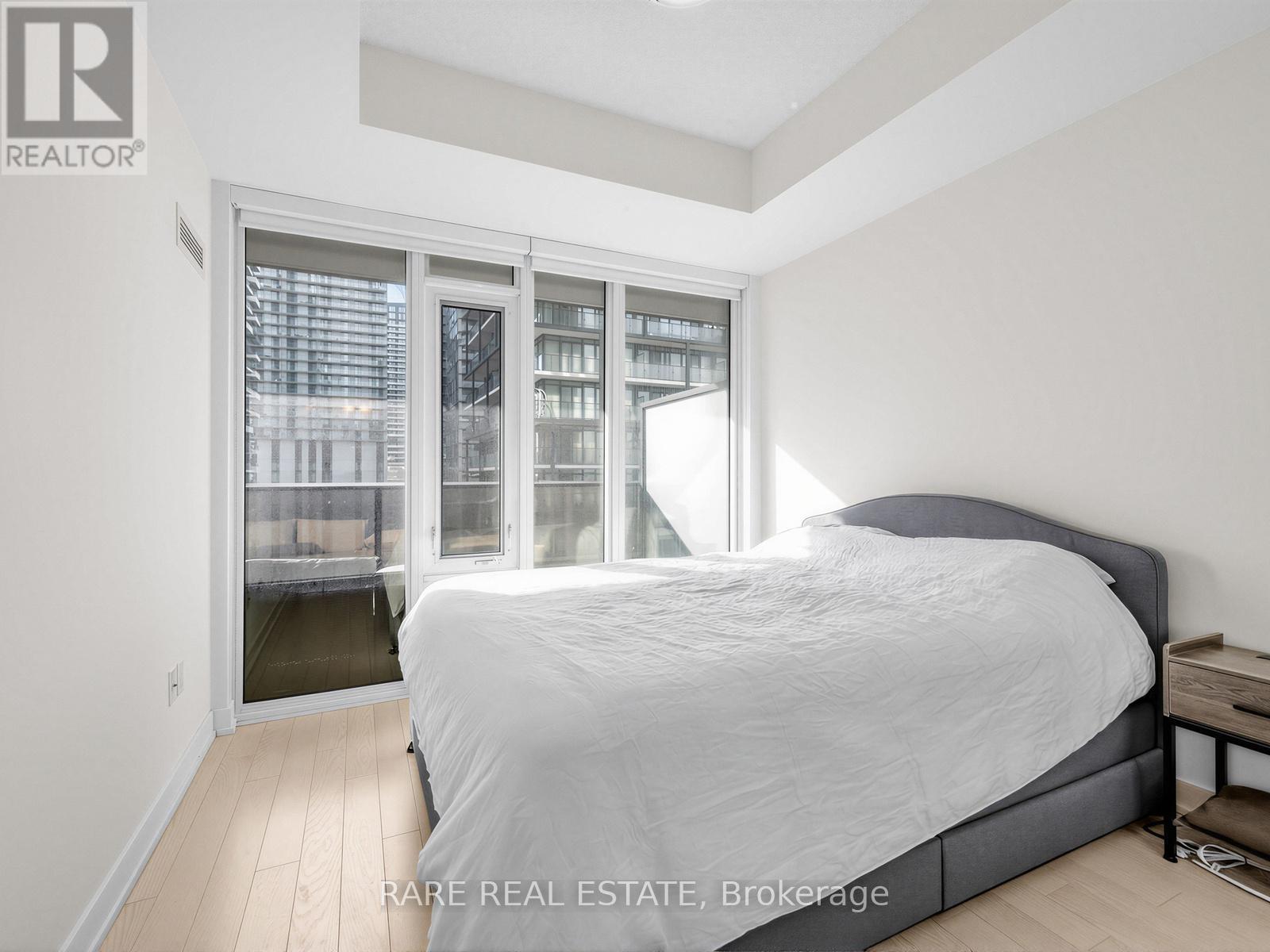 2517 - 330 Richmond Street W, Toronto, Ontario  M5V 1X2 - Photo 14 - C13059286
