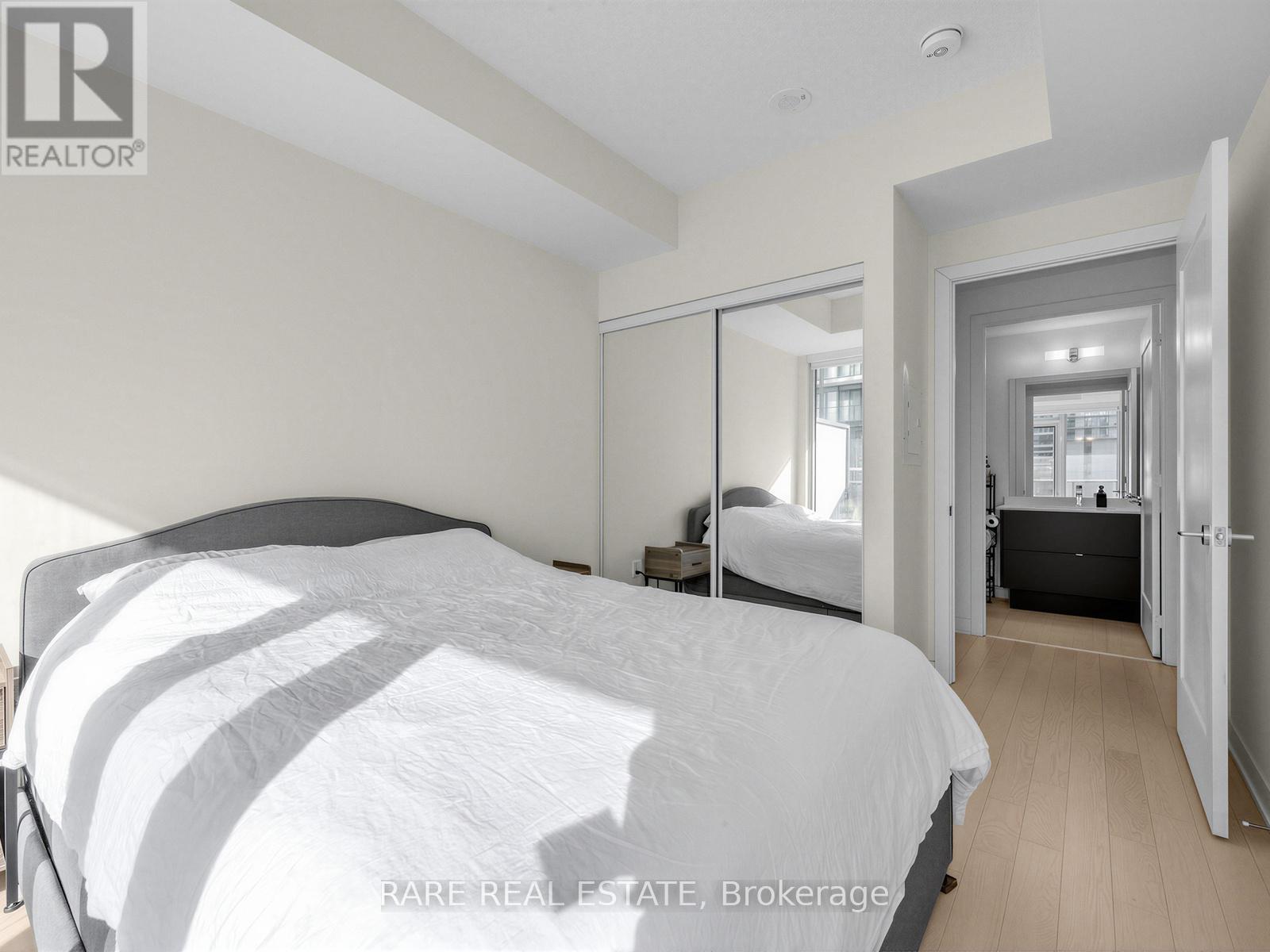 2517 - 330 Richmond Street W, Toronto, Ontario  M5V 1X2 - Photo 15 - C13059286