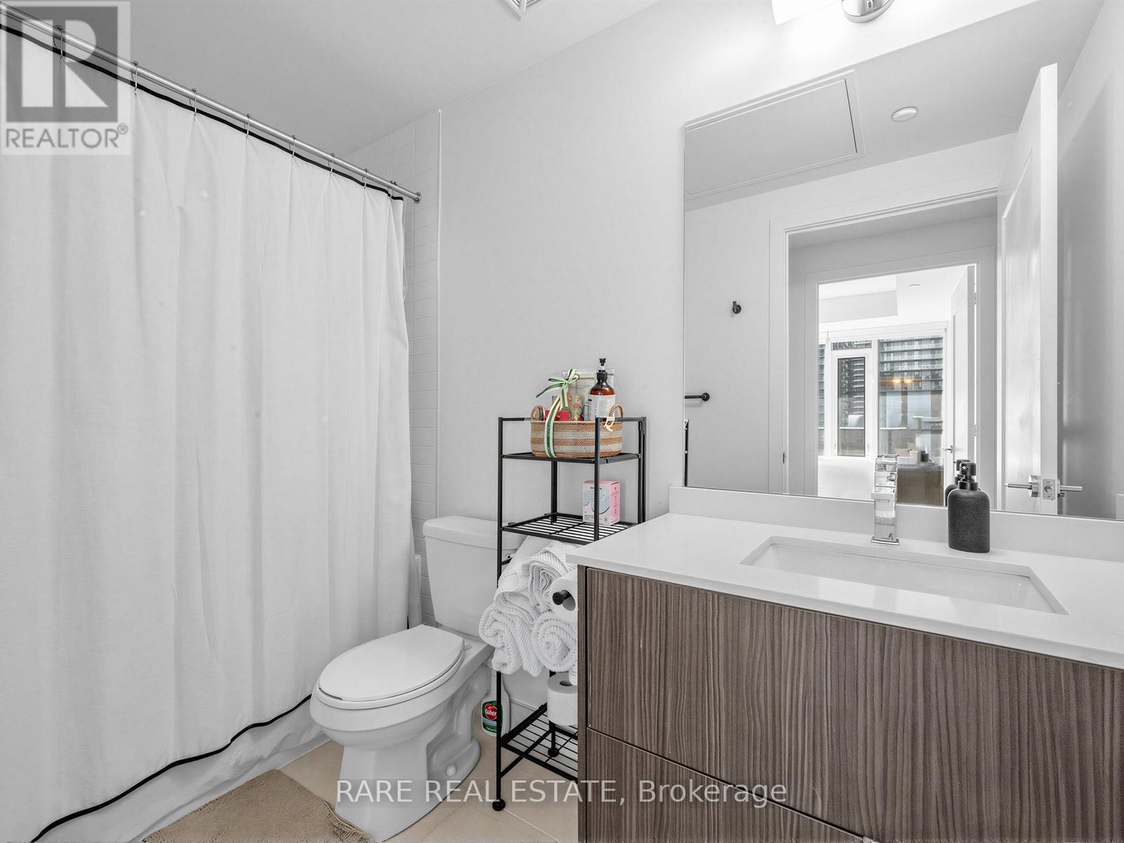 2517 - 330 Richmond Street W, Toronto, Ontario  M5V 1X2 - Photo 18 - C13059286