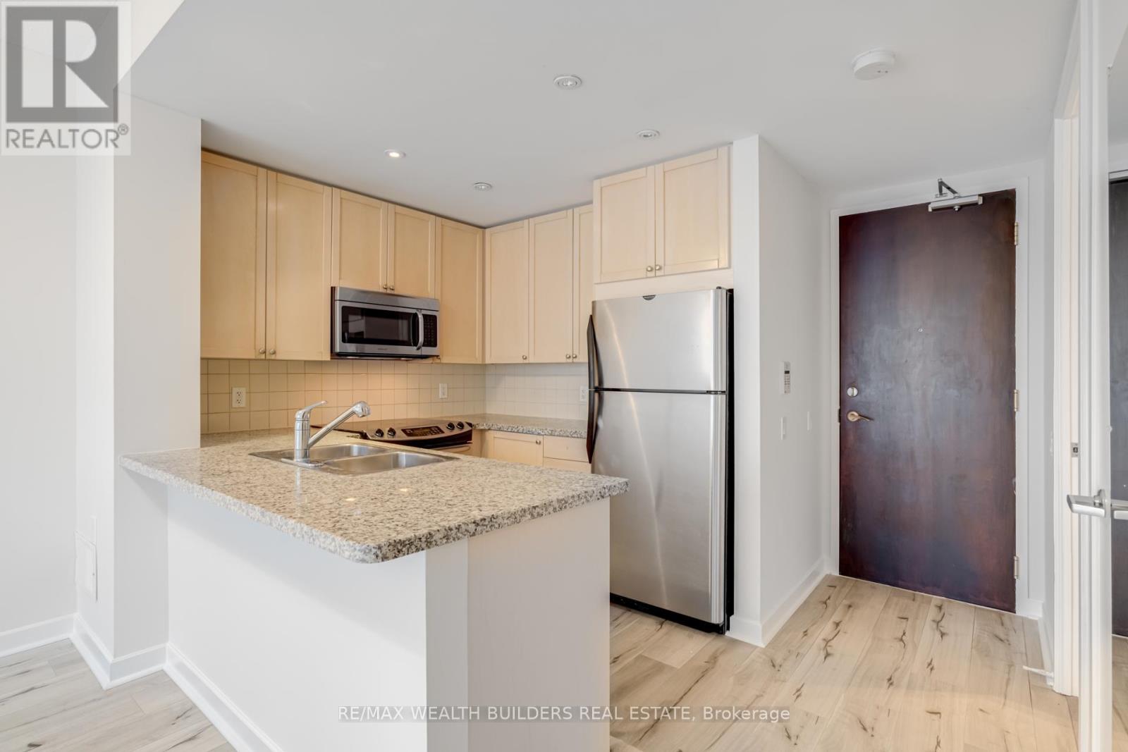 1912 - 85 Bloor Street E, Toronto, Ontario  M4W 3Y1 - Photo 13 - C13059350