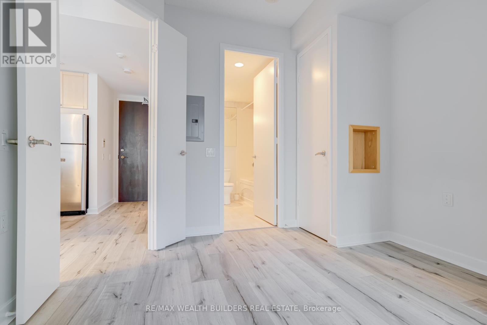1912 - 85 Bloor Street E, Toronto, Ontario  M4W 3Y1 - Photo 20 - C13059350