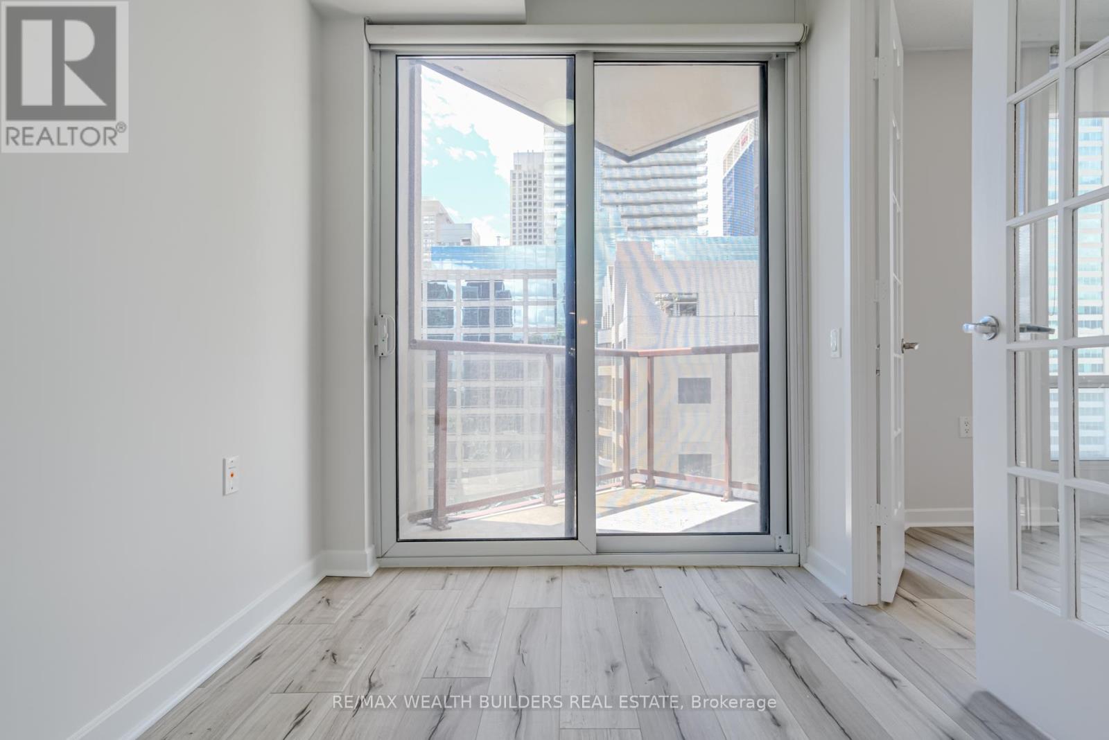 1912 - 85 Bloor Street E, Toronto, Ontario  M4W 3Y1 - Photo 24 - C13059350