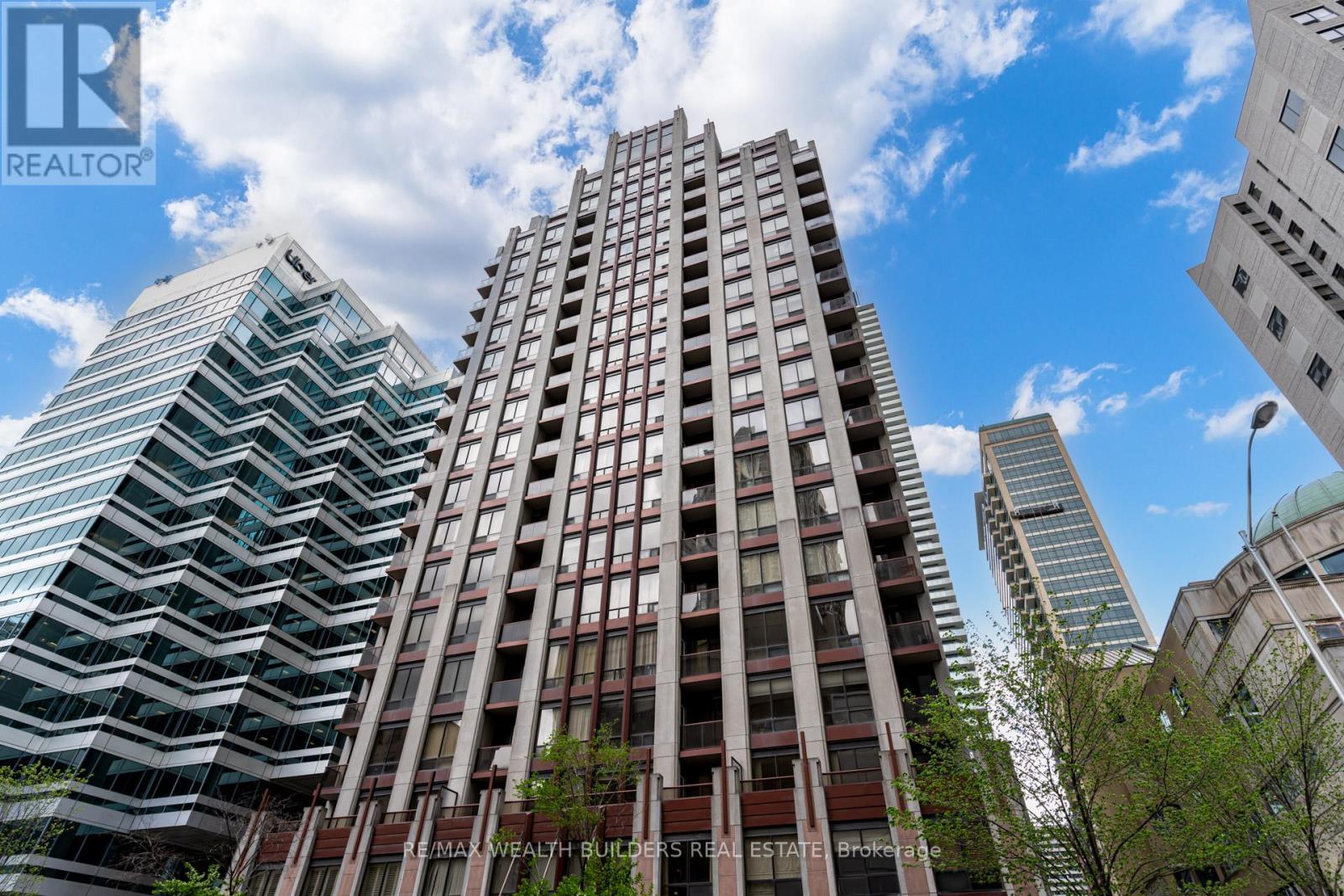 1912 - 85 Bloor Street E, Toronto, Ontario  M4W 3Y1 - Photo 4 - C13059350