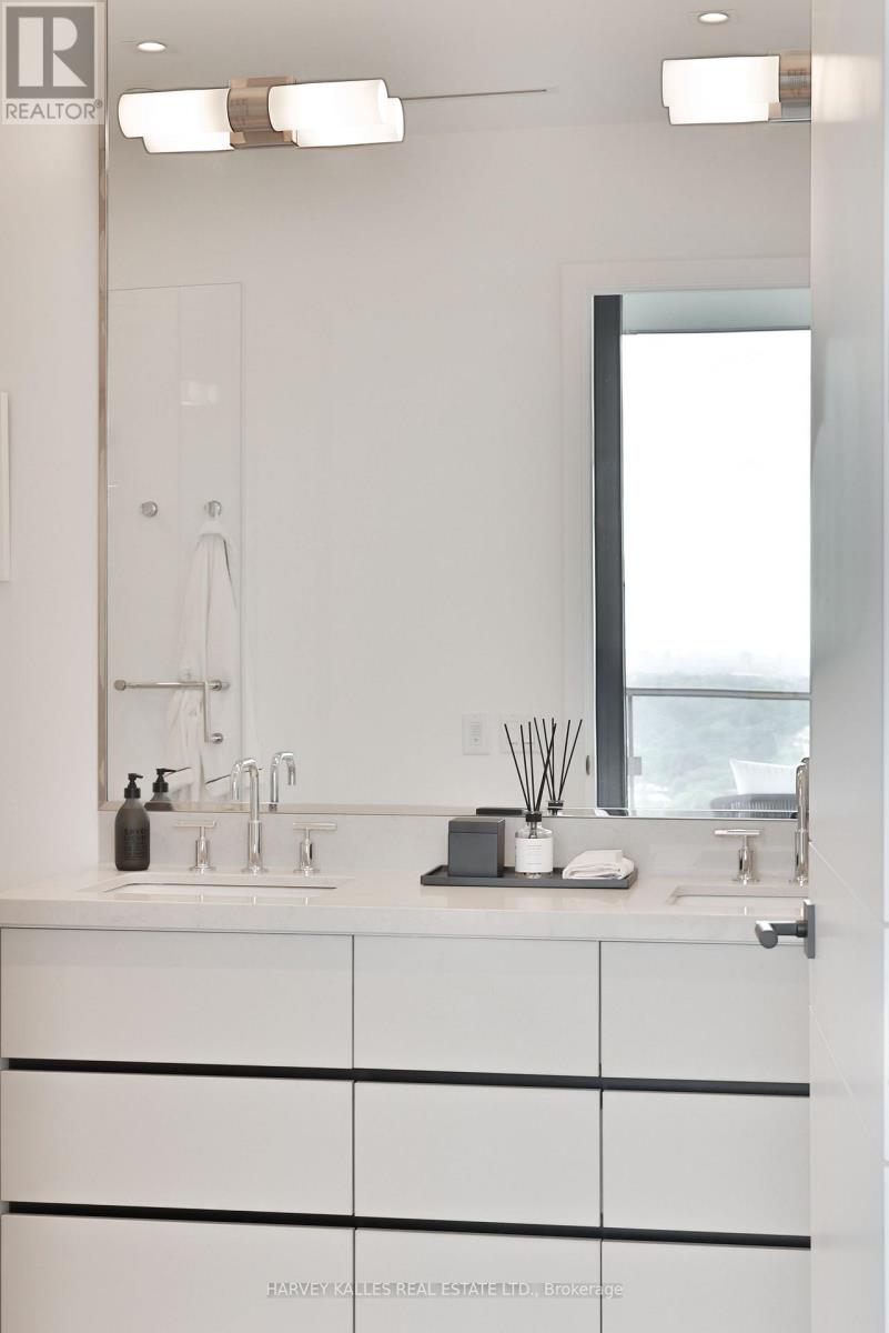 1804 - 215 Lonsdale Road, Toronto, Ontario  M4V 1W7 - Photo 29 - C13059368