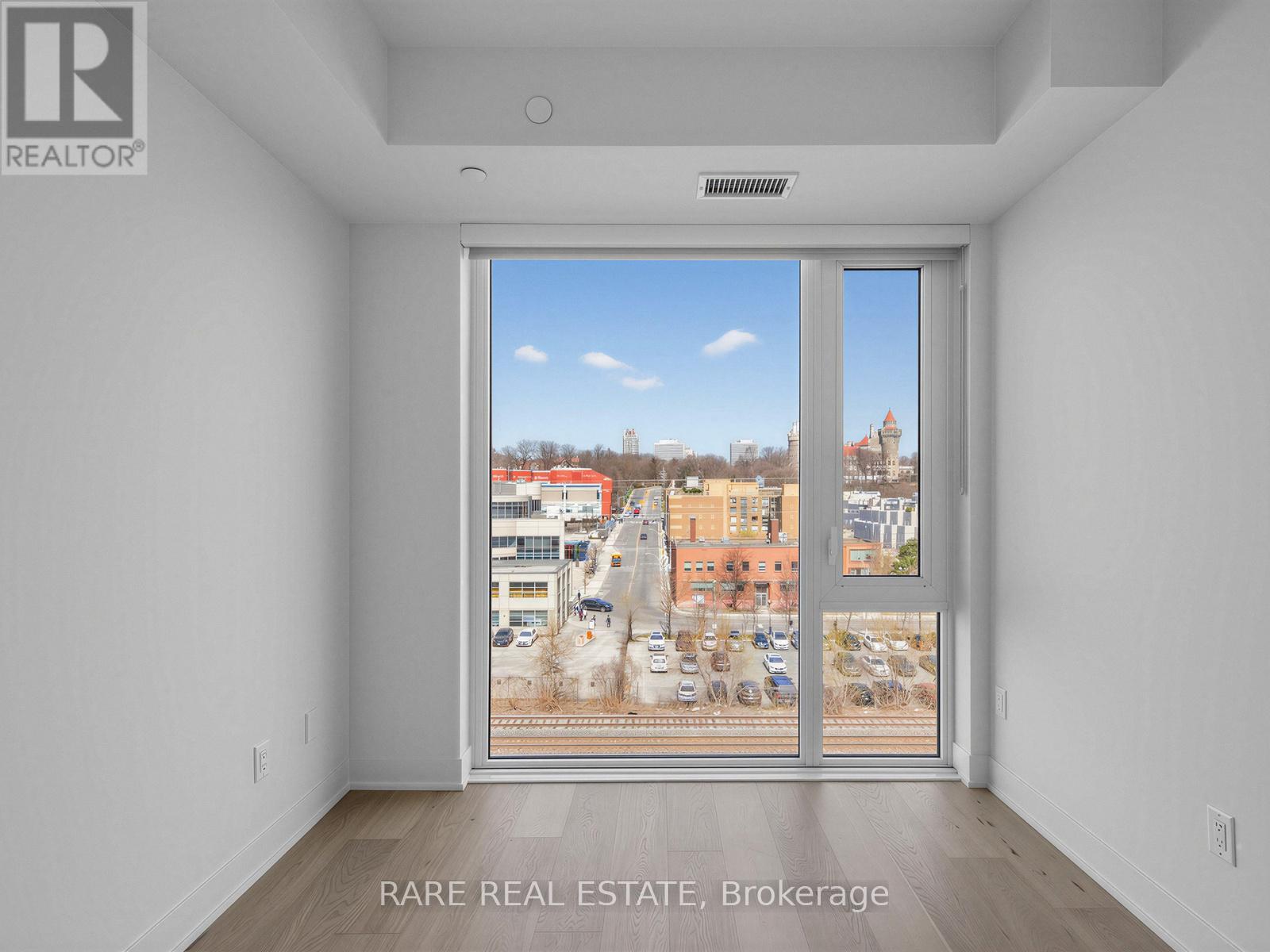 711 - 322 Dupont Street, Toronto, Ontario  M5R 0E3 - Photo 17 - C13059460