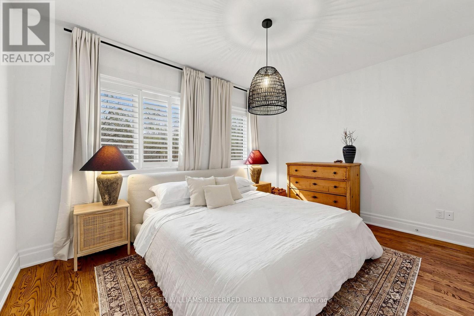 150 Rhodes Avenue, Toronto, Ontario  M4L 3A1 - Photo 17 - E13059478