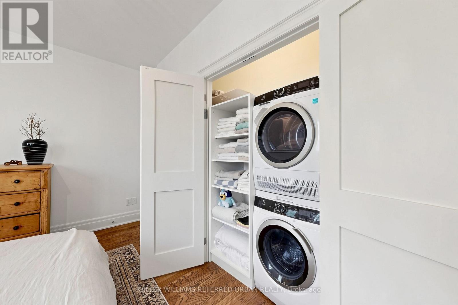 150 Rhodes Avenue, Toronto, Ontario  M4L 3A1 - Photo 20 - E13059478