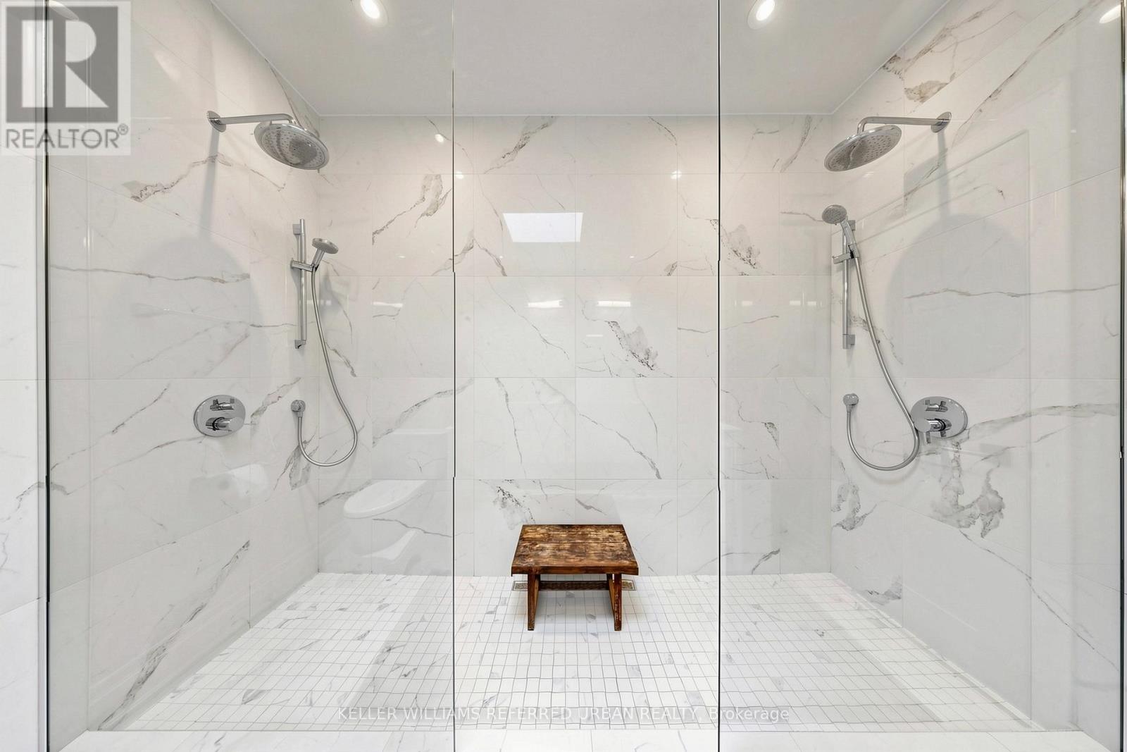 150 Rhodes Avenue, Toronto, Ontario  M4L 3A1 - Photo 22 - E13059478