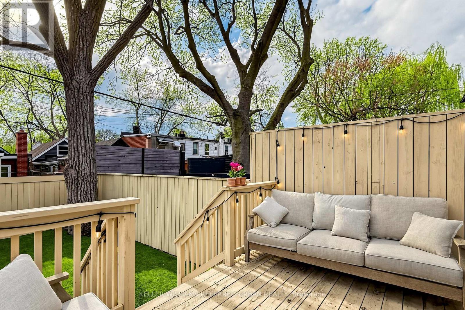 150 Rhodes Avenue, Toronto, Ontario  M4L 3A1 - Photo 35 - E13059478