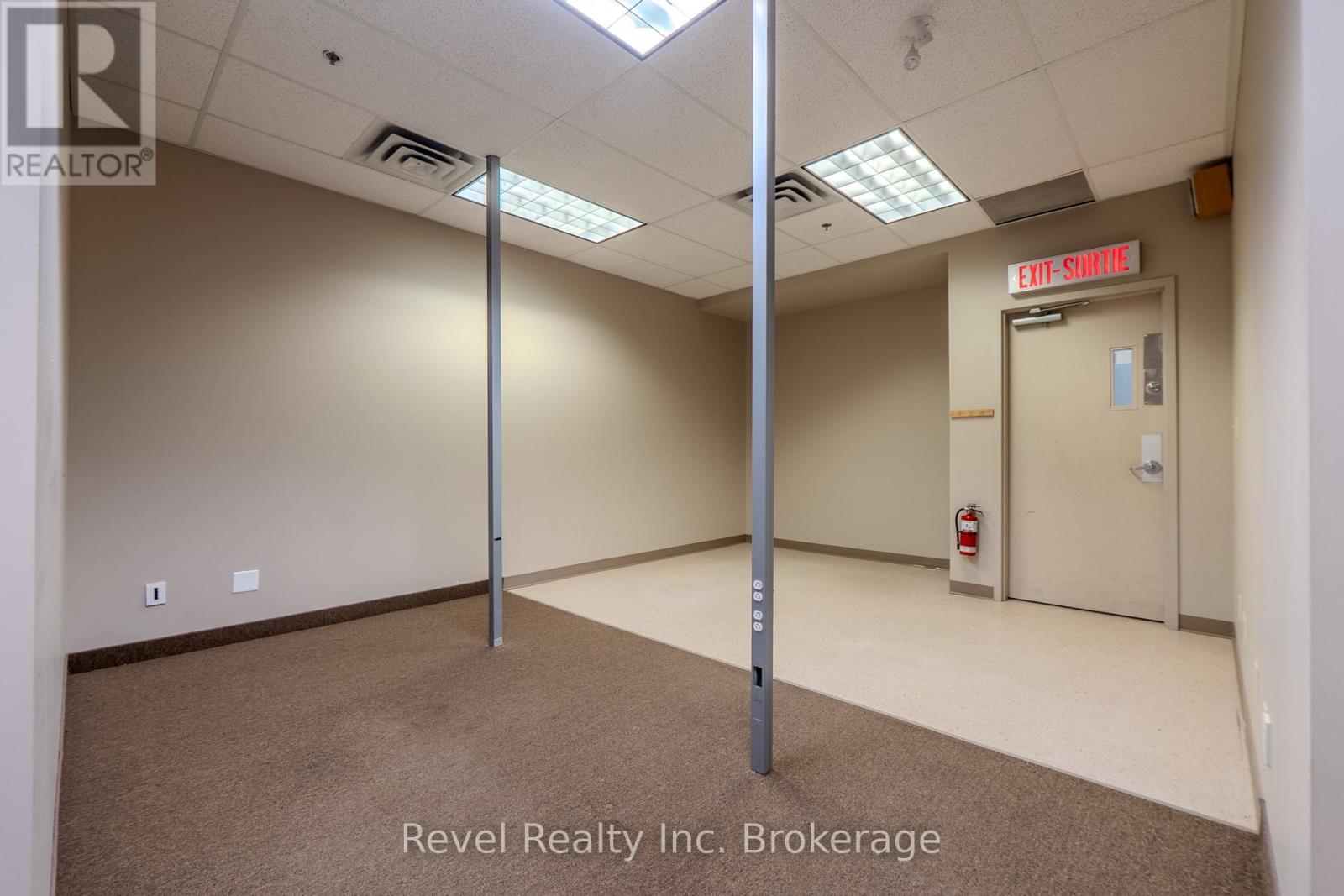 210 - 180 Shirreff Avenue, North Bay, Ontario  P1B 7K9 - Photo 5 - X13059406