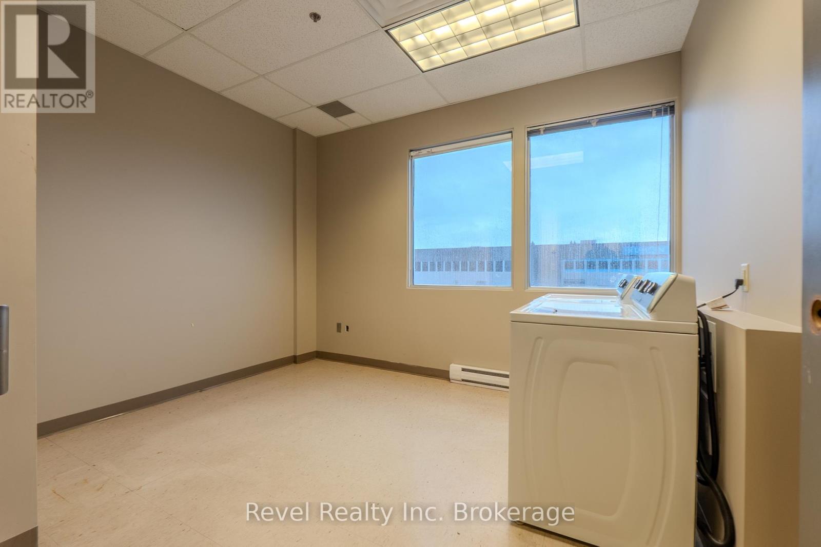 210 - 180 Shirreff Avenue, North Bay, Ontario  P1B 7K9 - Photo 8 - X13059406