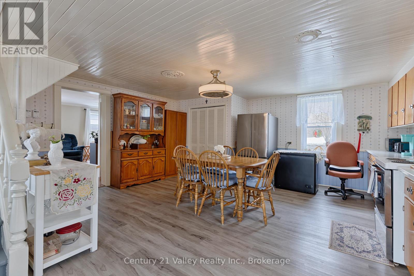 82 Bonnechere Street E, Bonnechere Valley, Ontario  K0J 1T0 - Photo 19 - X12949086