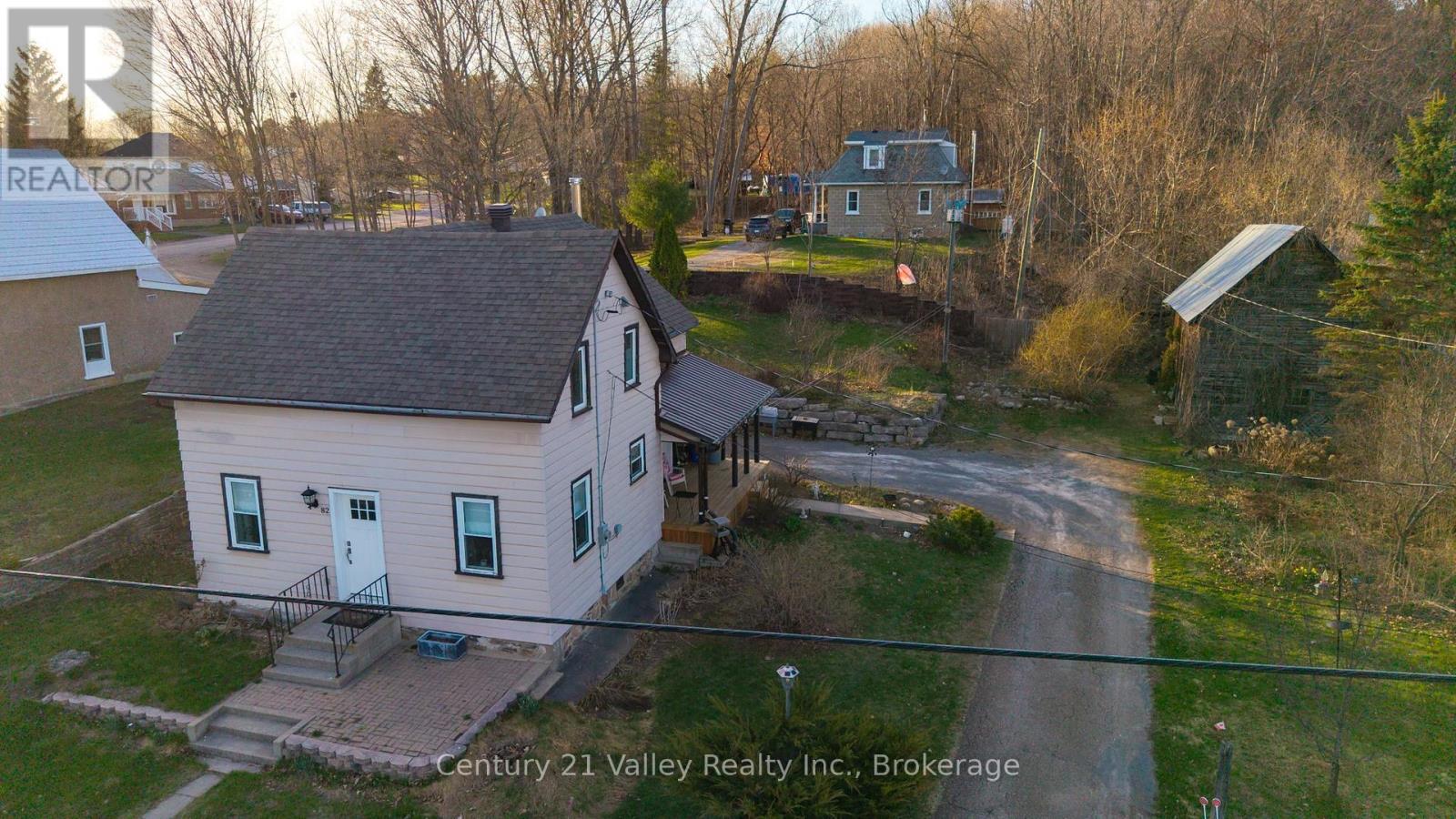 82 Bonnechere Street E, Bonnechere Valley, Ontario  K0J 1T0 - Photo 34 - X12949086