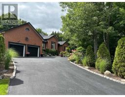 4075 STONE POINT ROAD, South Frontenac, Ontario