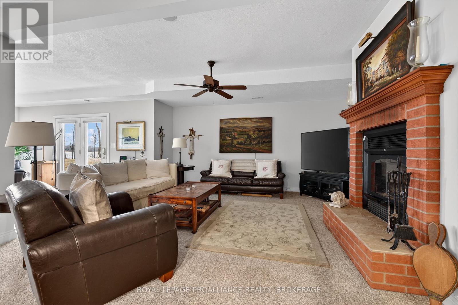 4075 Stone Point Road, South Frontenac, Ontario  K0H 1X0 - Photo 26 - X12968872