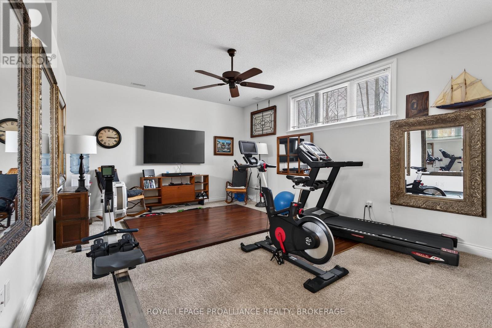 4075 Stone Point Road, South Frontenac, Ontario  K0H 1X0 - Photo 33 - X12968872