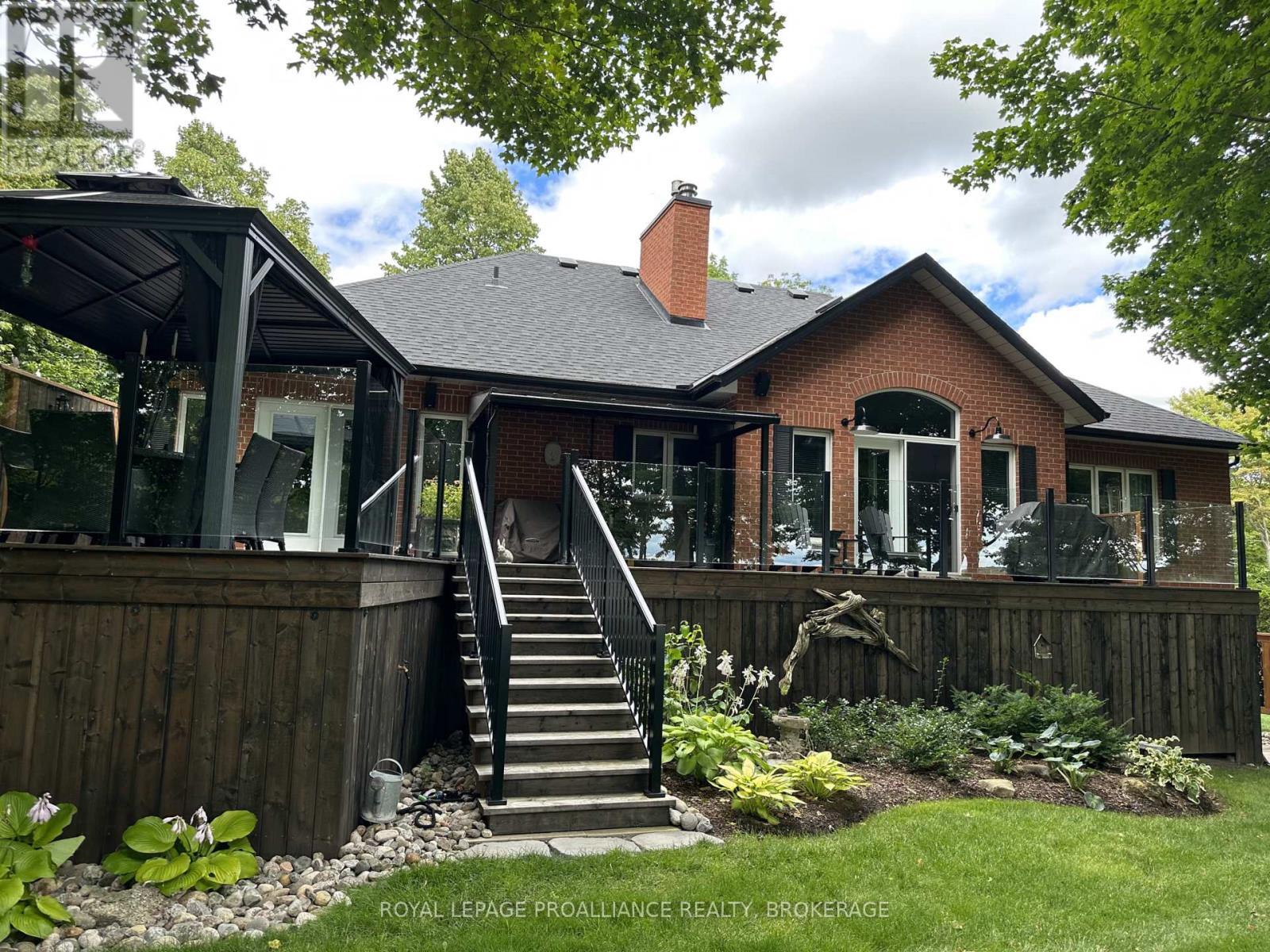 4075 Stone Point Road, South Frontenac, Ontario  K0H 1X0 - Photo 37 - X12968872