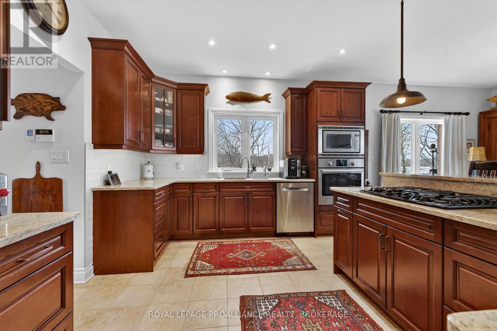 4075 Stone Point Road, South Frontenac, Ontario  K0H 1X0 - Photo 9 - X12968872