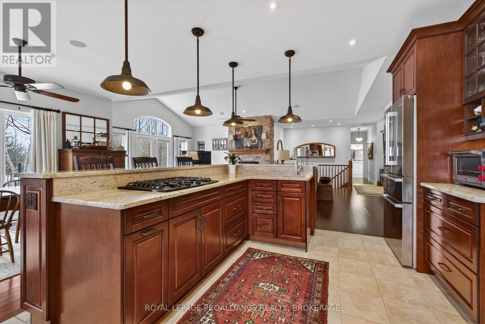 4075 Stone Point Road, South Frontenac, Ontario  K0H 1X0 - Photo 8 - X12968872