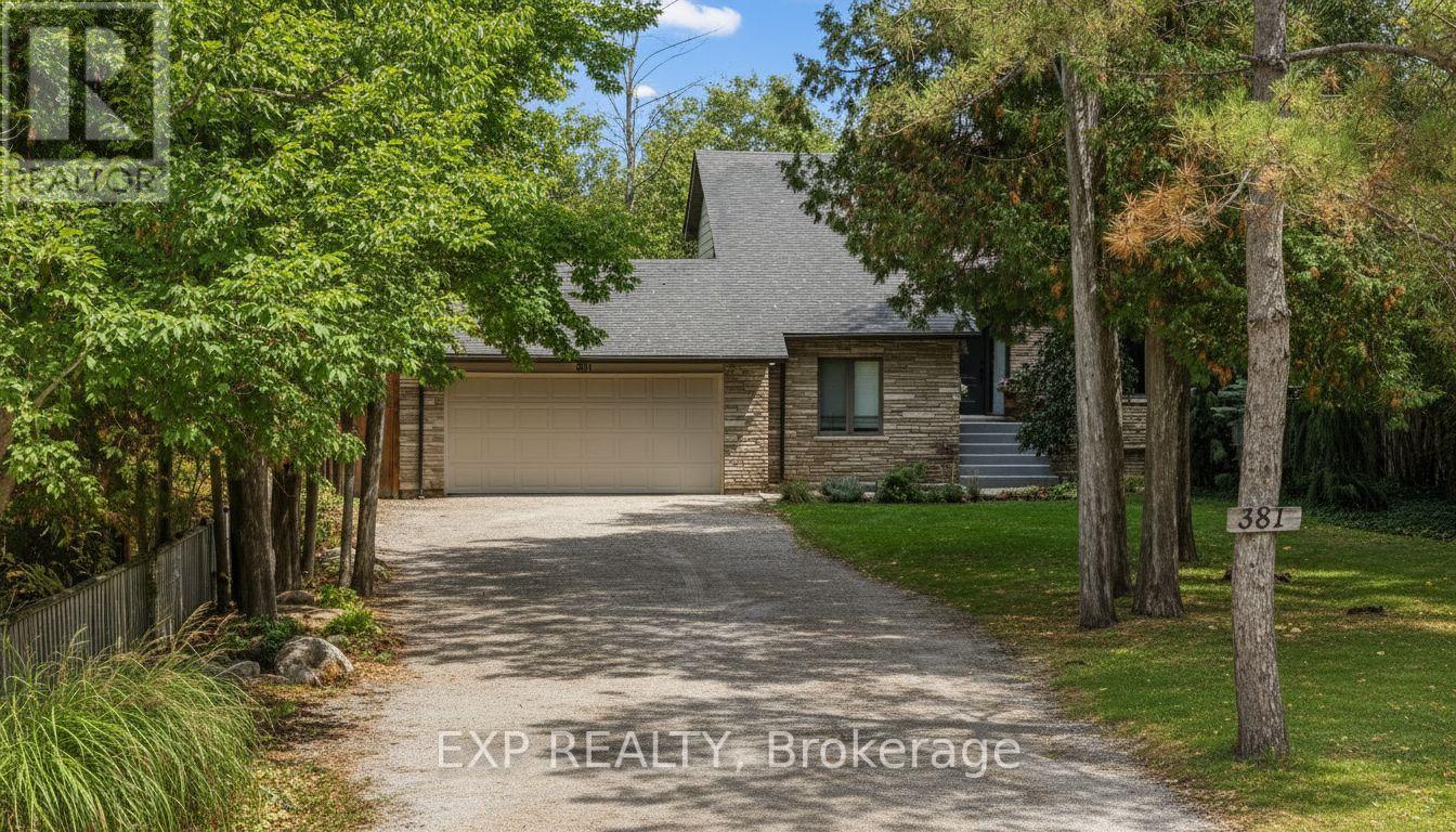 381 COX MILL ROAD, Barrie, Ontario