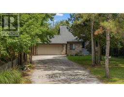 381 COX MILL ROAD, Barrie, Ontario