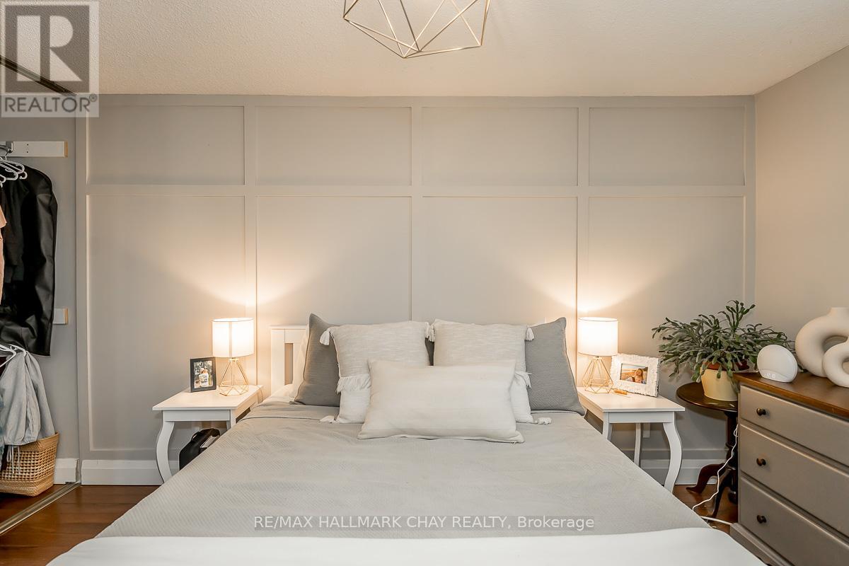 29 Shaw Crescent, Barrie, Ontario  L4N 4Z3 - Photo 21 - S13059358