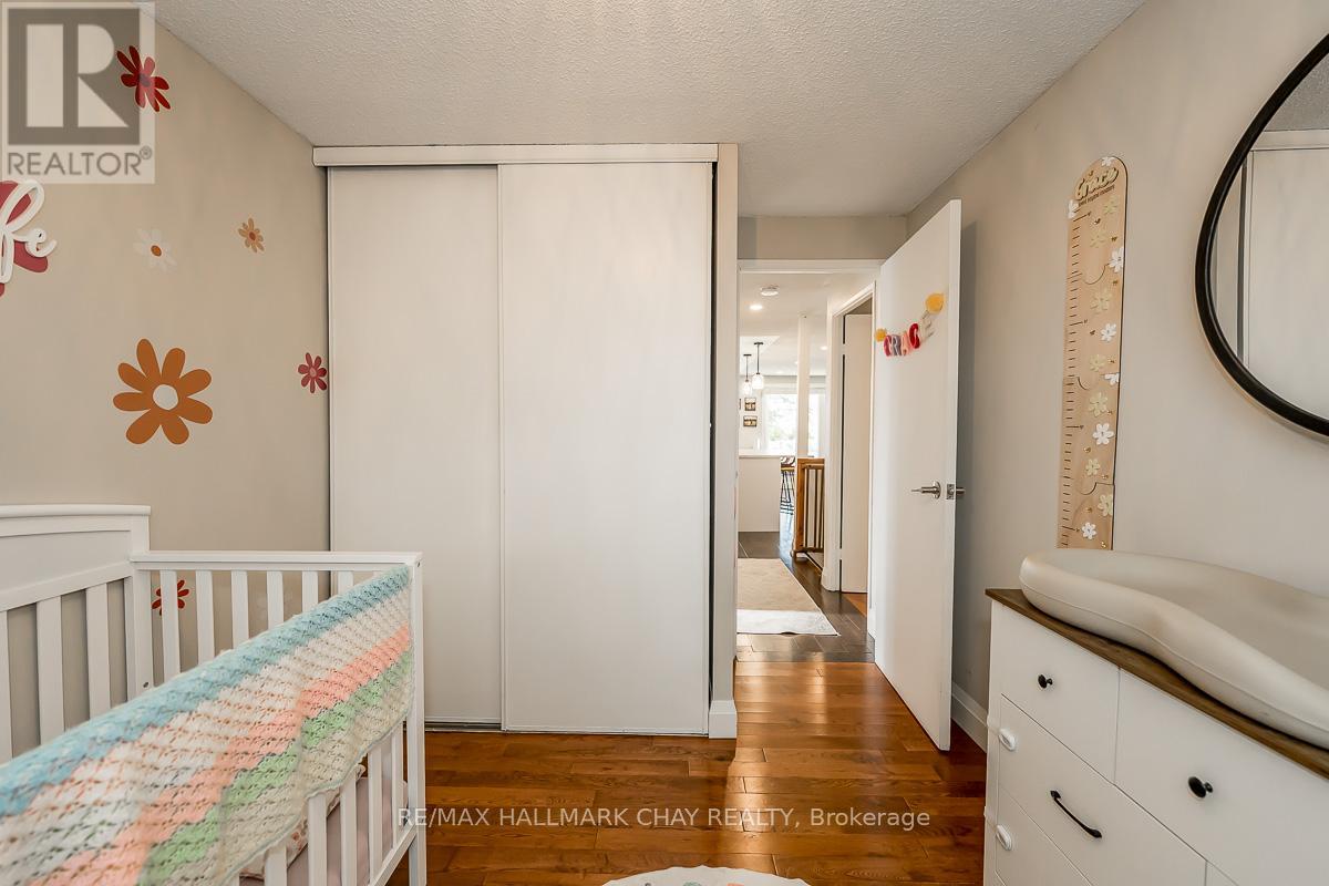 29 Shaw Crescent, Barrie, Ontario  L4N 4Z3 - Photo 23 - S13059358