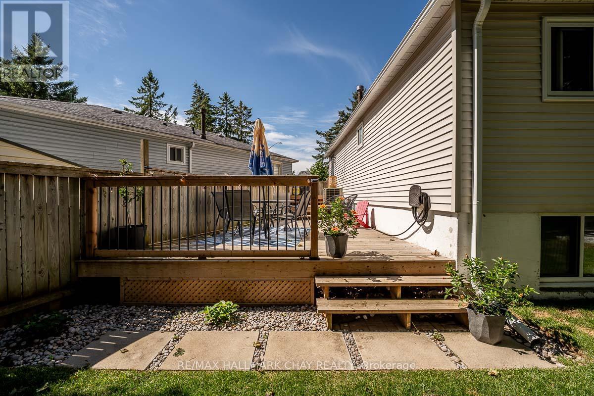 29 Shaw Crescent, Barrie, Ontario  L4N 4Z3 - Photo 37 - S13059358