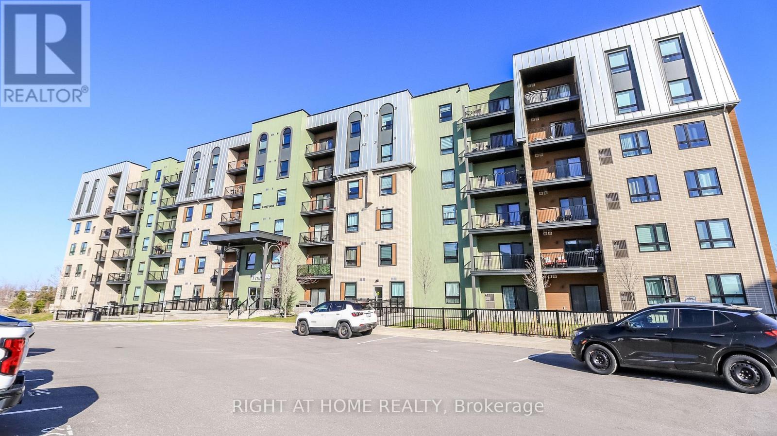 510 - 5 Chef Lane, Barrie, Ontario  L9J 0J8 - Photo 4 - S13059396