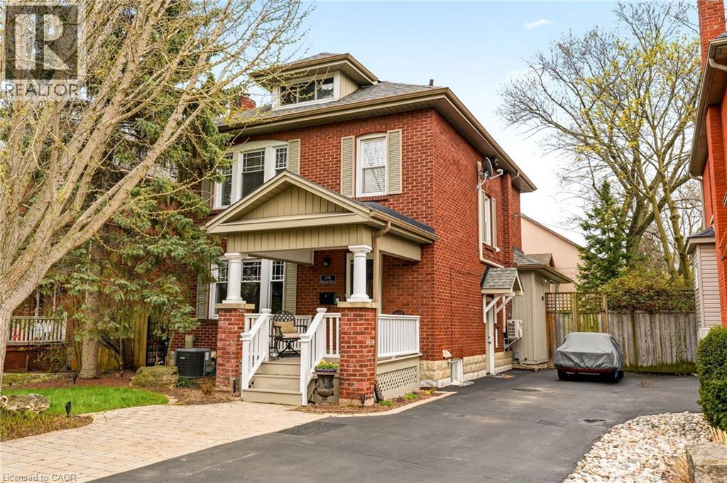2116 CAROLINE Street, Burlington, Ontario