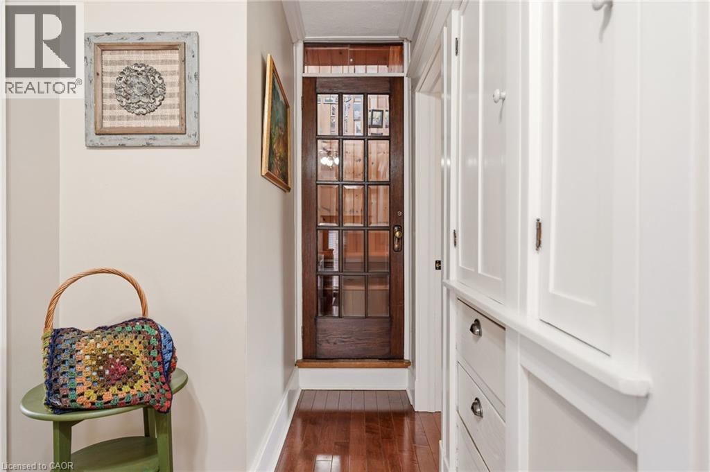 2116 Caroline Street, Burlington, Ontario  L7R 1L8 - Photo 28 - 40825443