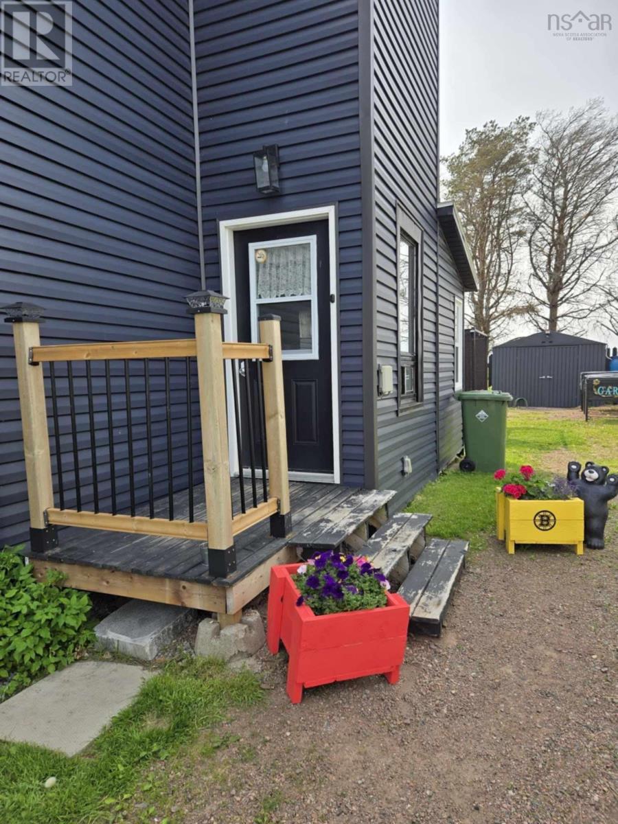 7 Foundry Street, Amherst, Nova Scotia  B4H 1A1 - Photo 6 - 202605114