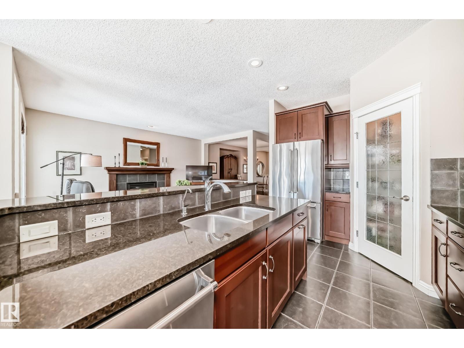 2326 Frezenberg Av Nw, Edmonton, Alberta  T5E 5R9 - Photo 10 - E4480223