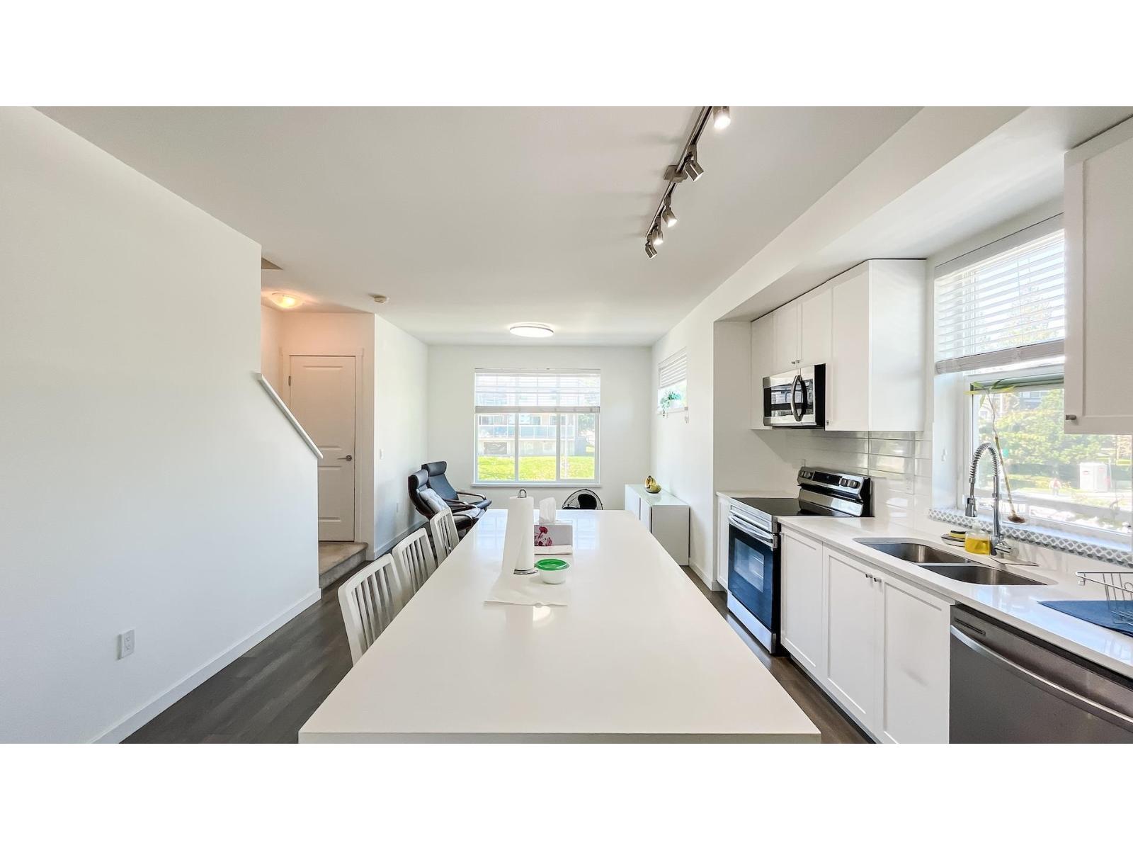 1 15487 99a Avenue, Surrey, British Columbia  V3R 0G9 - Photo 6 - R3117327